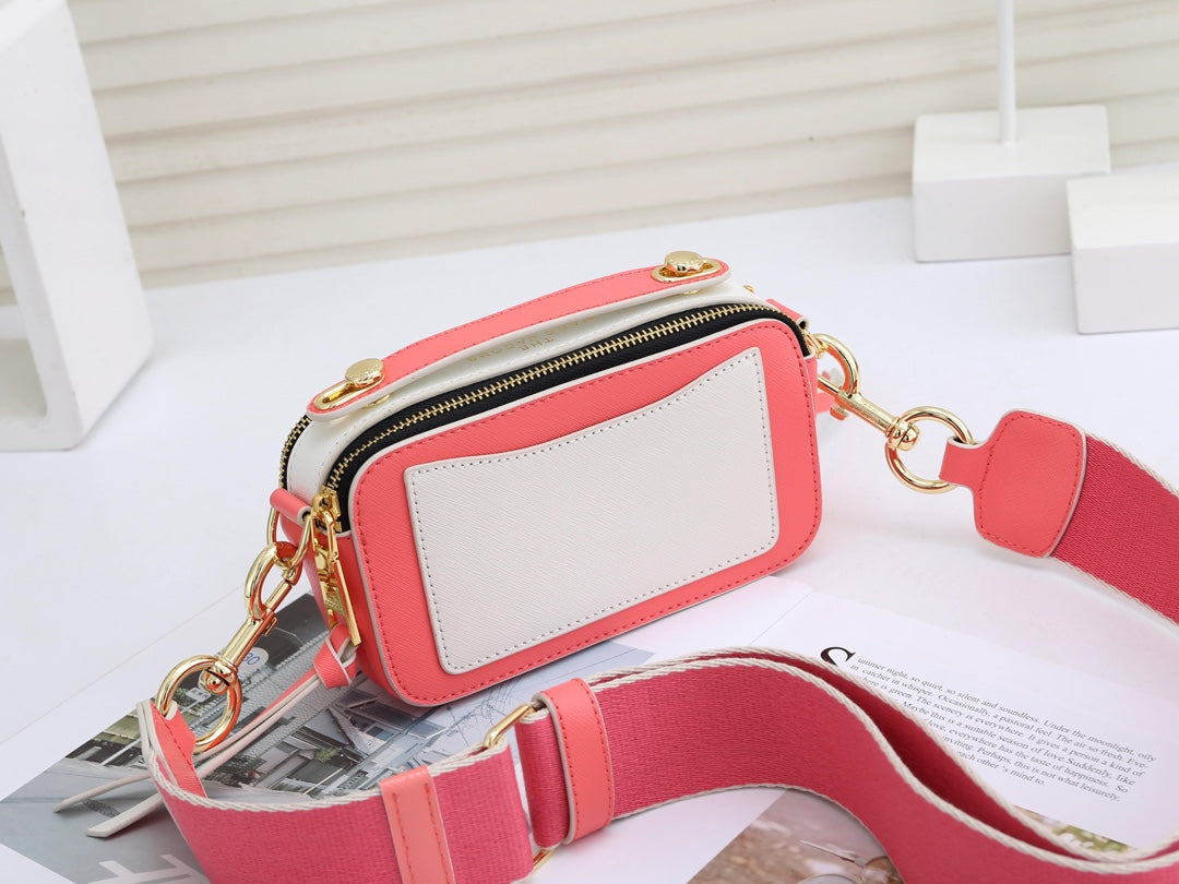 1XA31BDE Stylish leather bag 