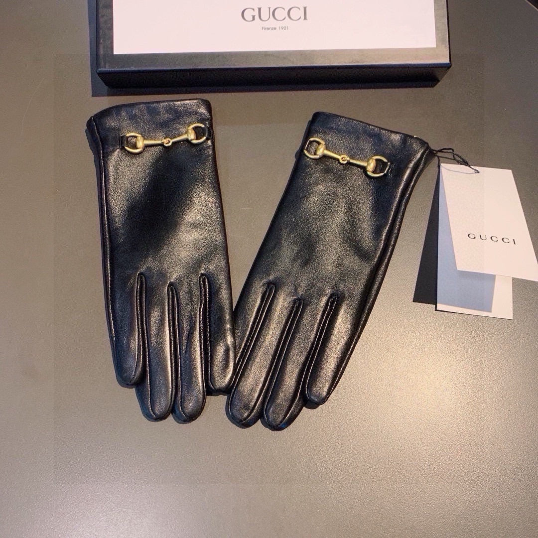14B27SDE Stylish sheepskin gloves