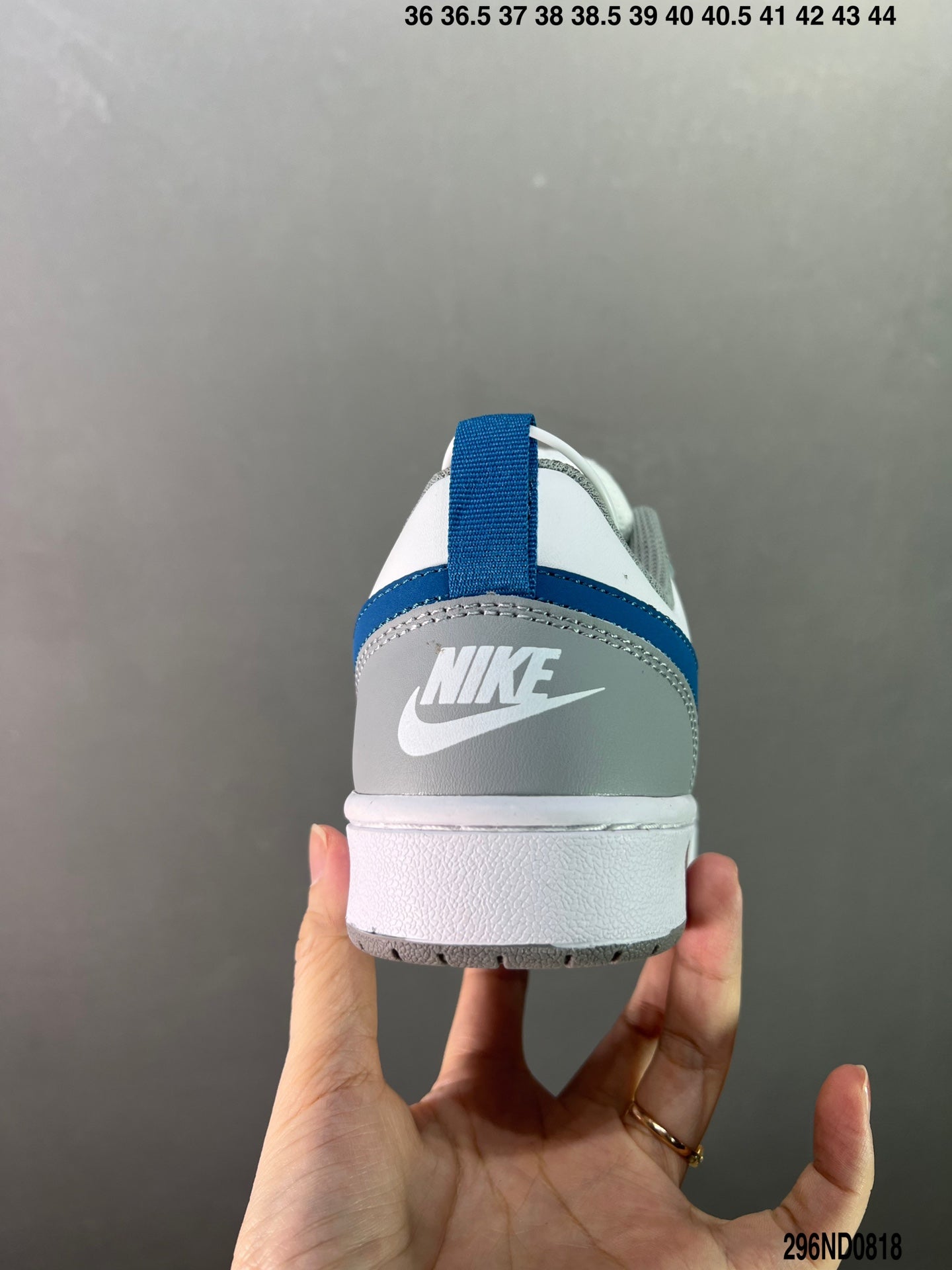 4YN40ZDE Stylish Sneakers (No Box, August-October Big Sale)