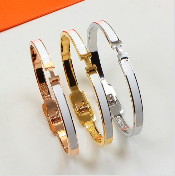 BWH3KDE Stylish Bracelets