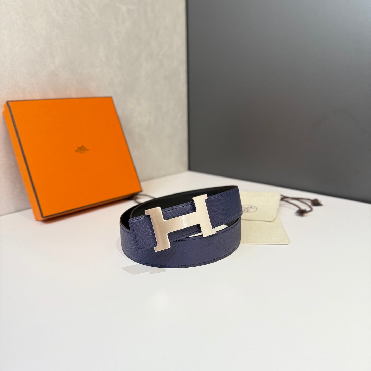 155RH231PDE Stylish  High quality belt With full package