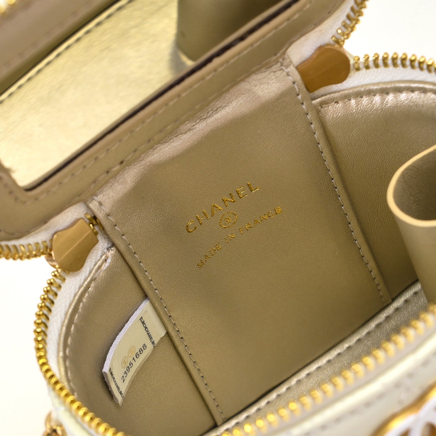 155XC32BDE Stylish leather bag