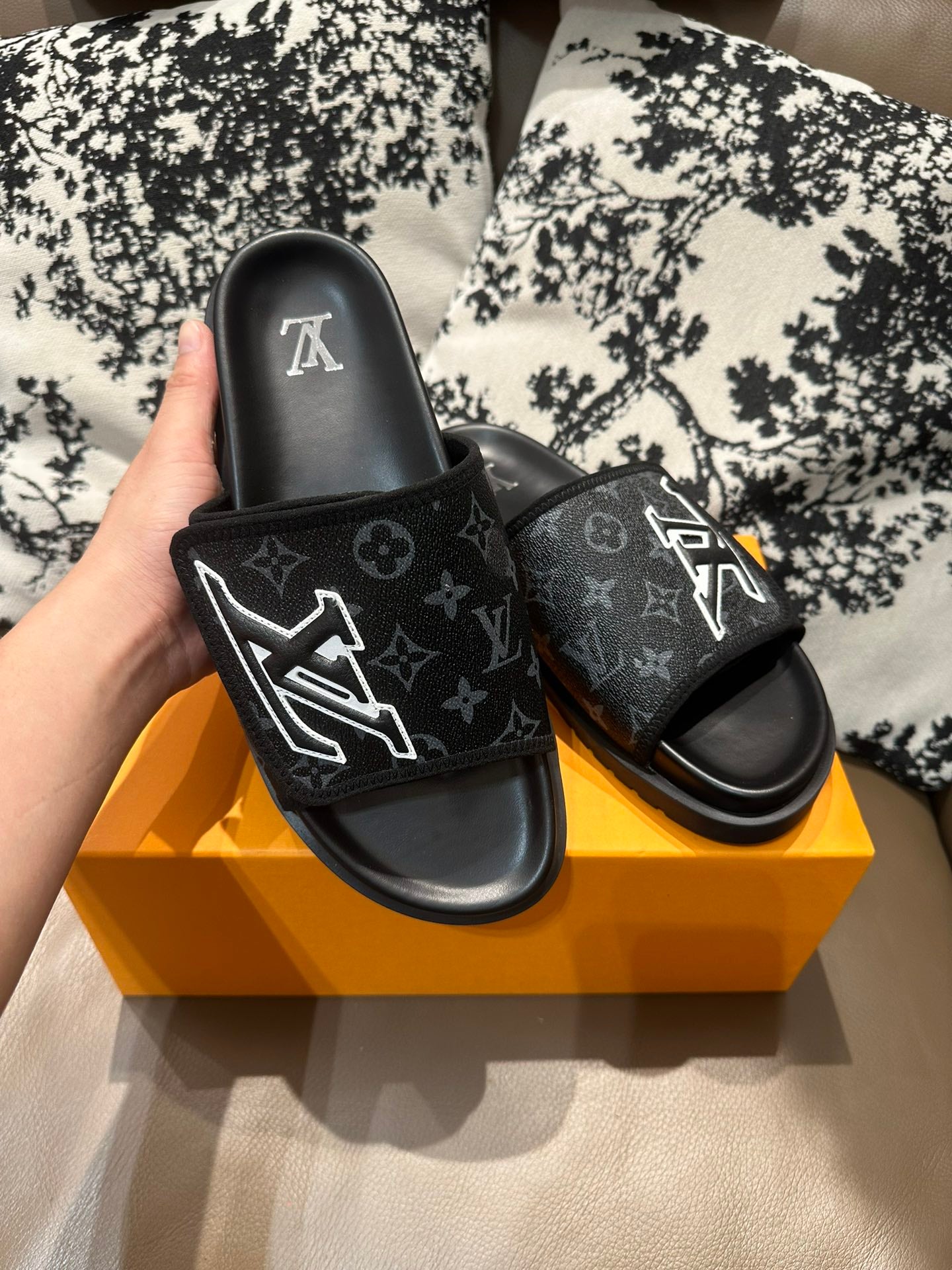 285ZE28ZDE Stylish leather Shoes