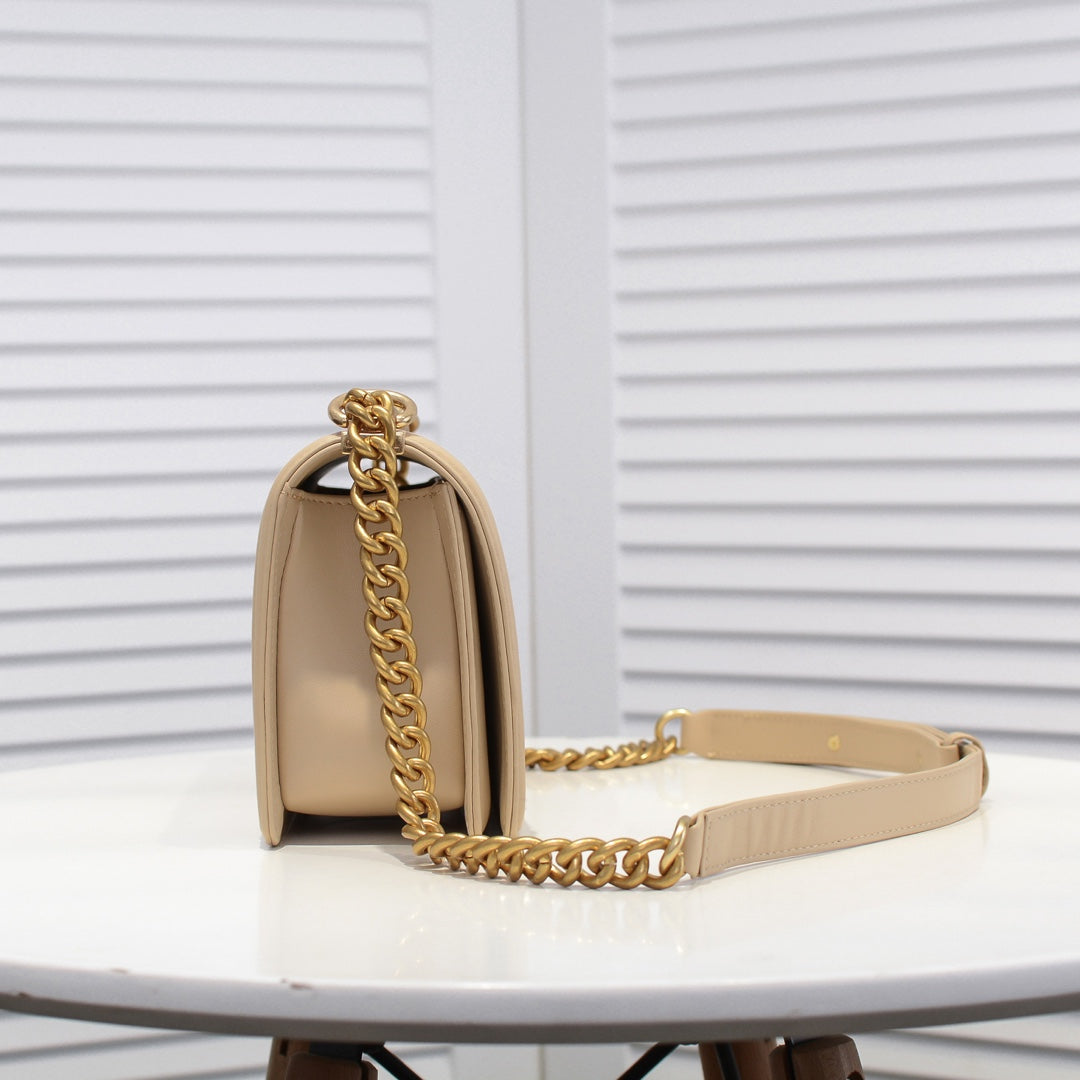 1XC413BDE Stylish leather bag