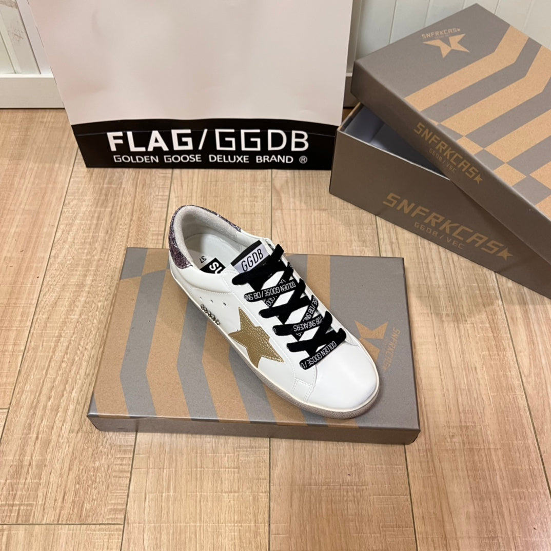 14GE111ZDE Stylish shoes