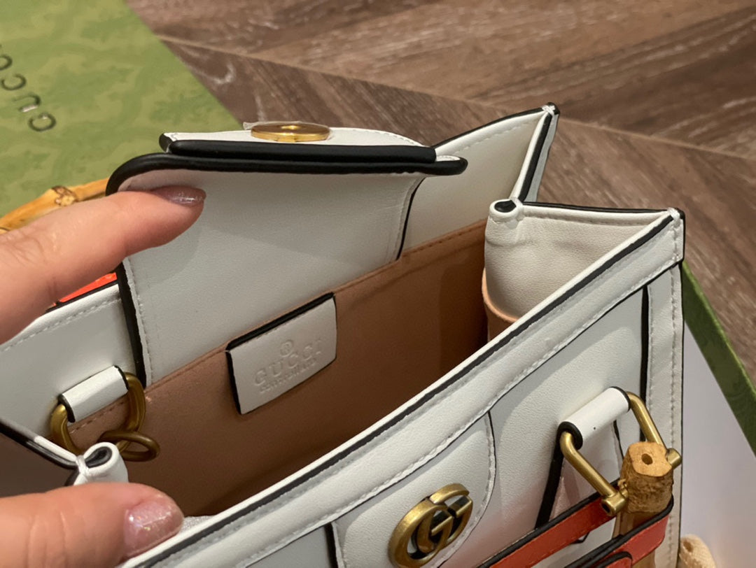 1XB118BDE Stylish leather bag 