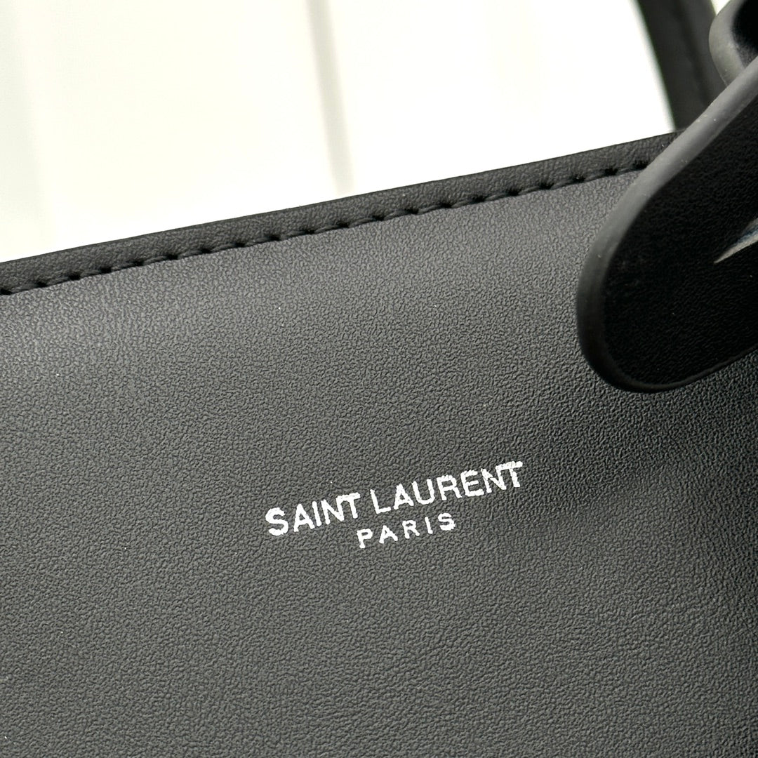 1XSL269BDE Stylish leather bag 