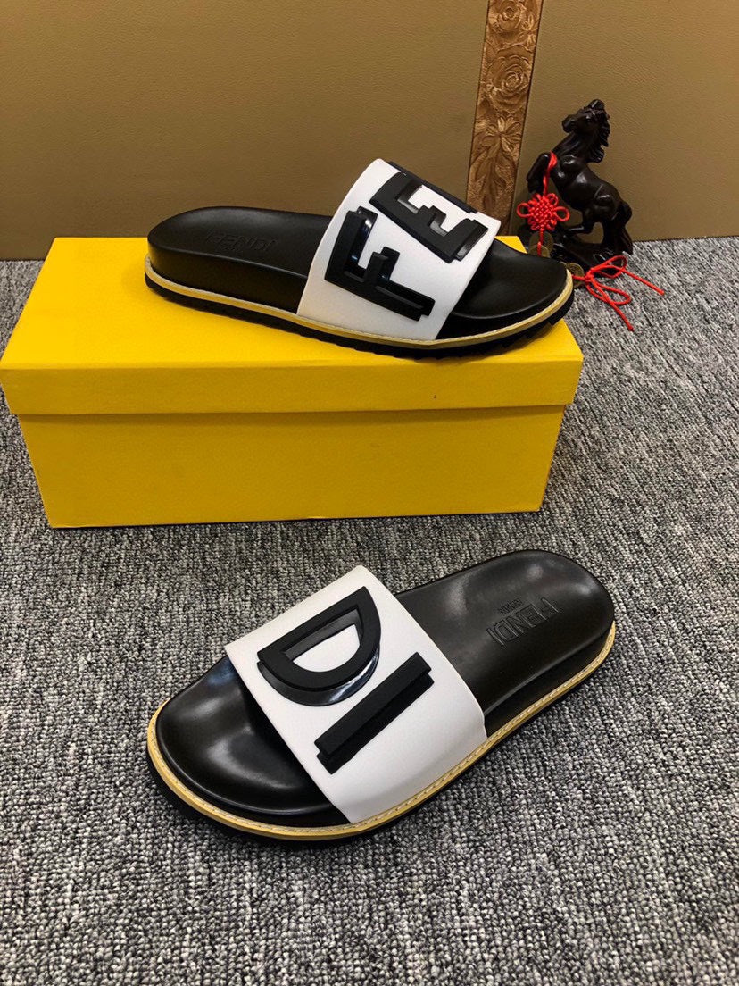 5XF106ZDE Stylish Slippers