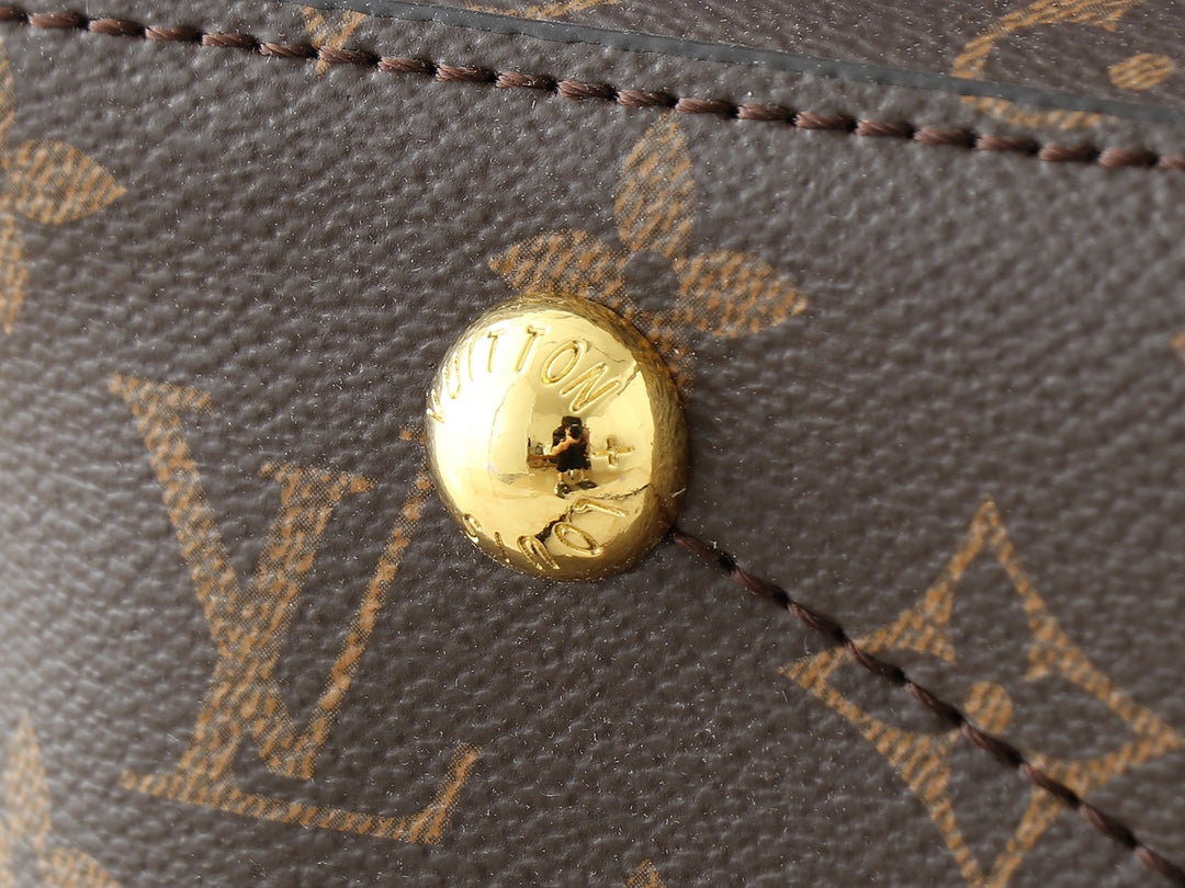 1WE115BDE Stylish leather bag