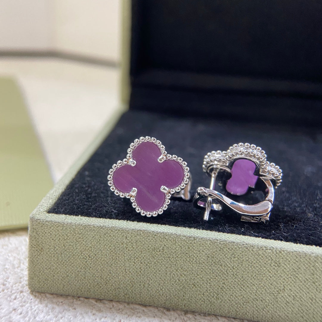575RVA2EDE Stylish Earrings