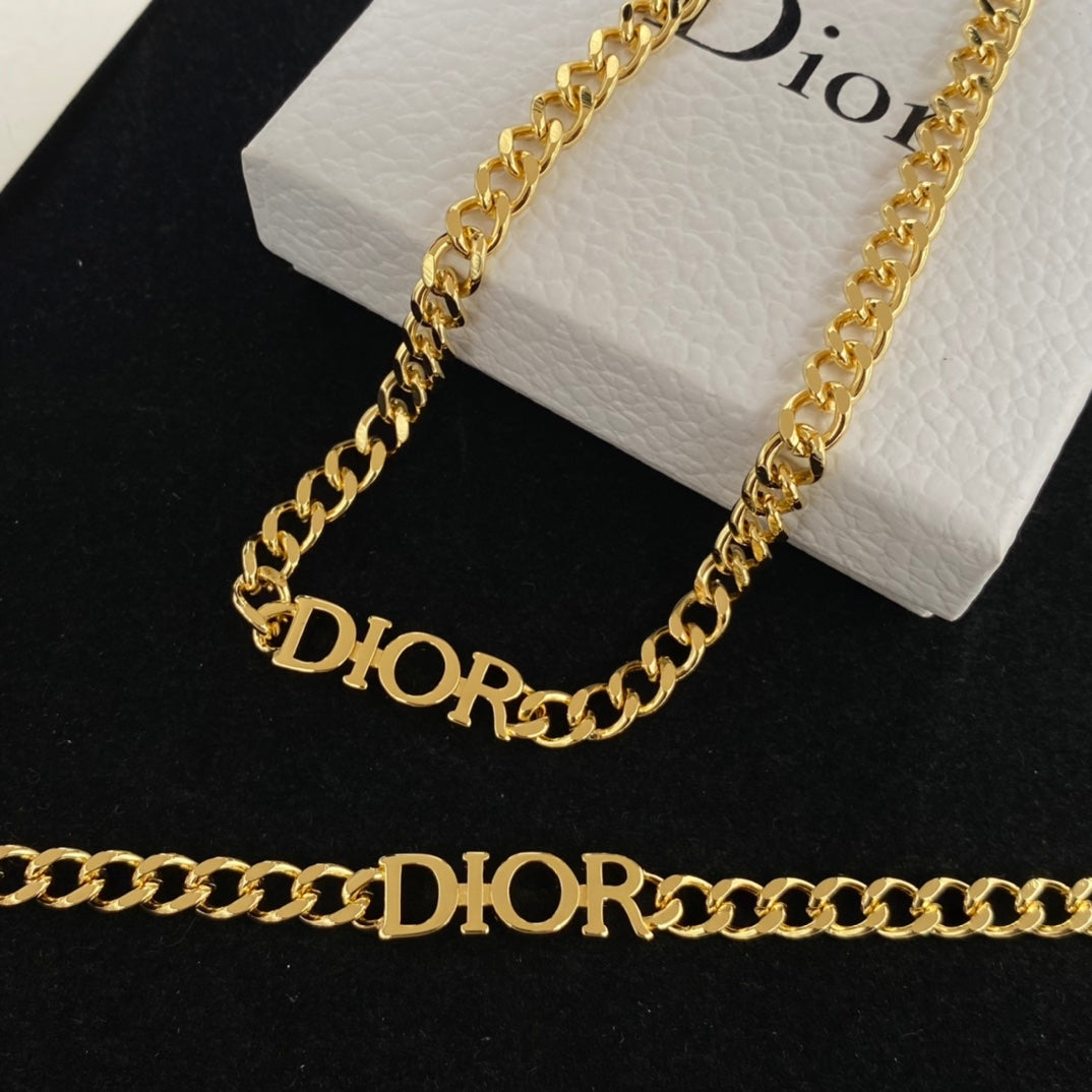 1ND7XDE Stylish  necklace bracelet