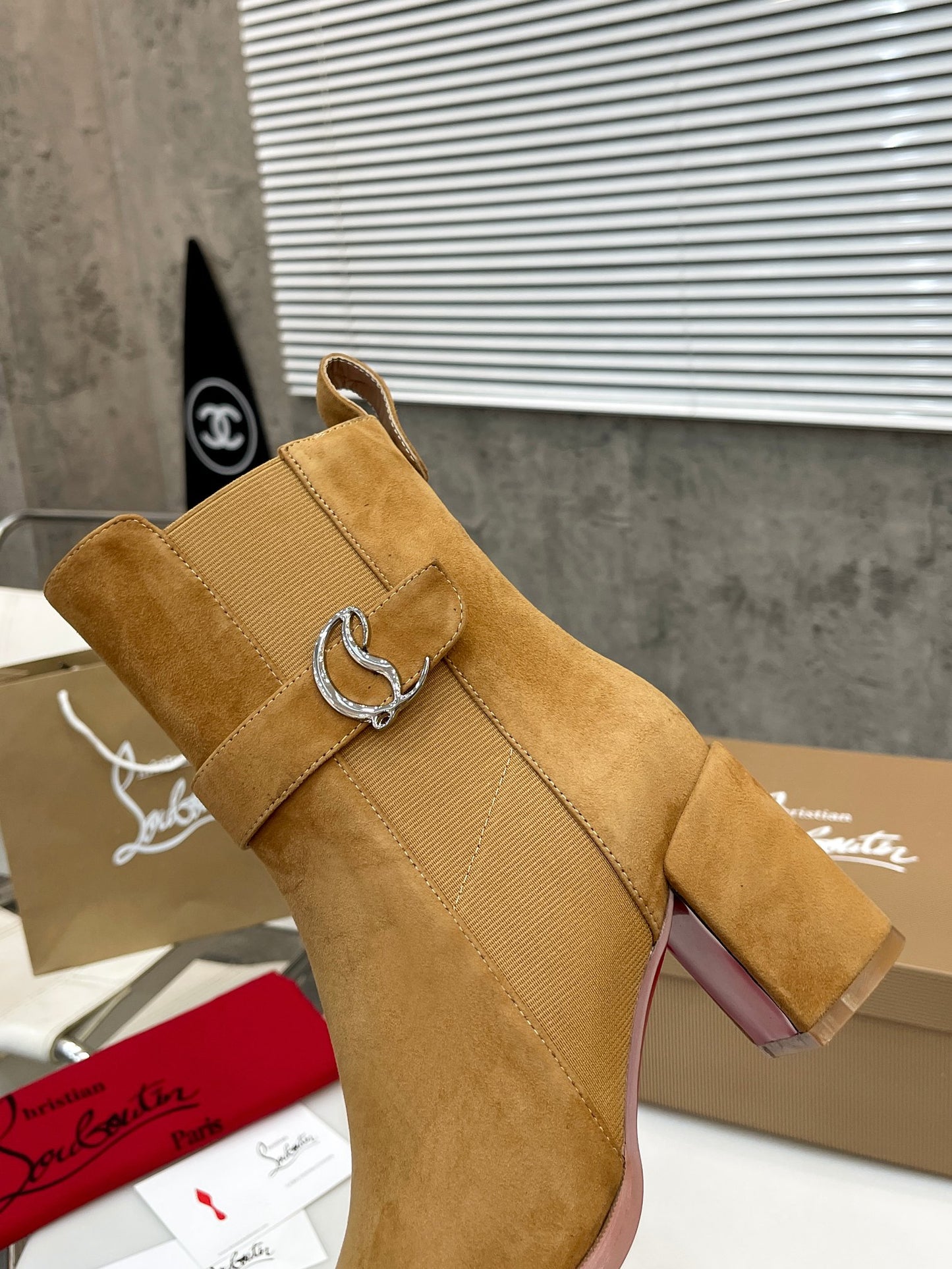 JXA37ZDE Stylish leather Boots Heel height 7cm