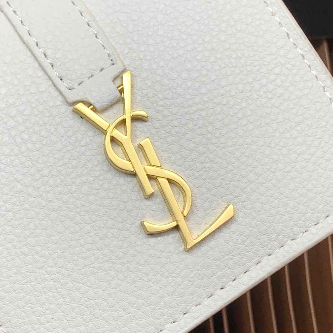 1XB459BDE Stylish leather bag