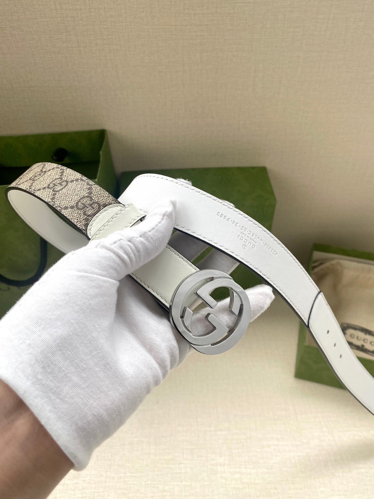 1WB152PDE Stylish  High quality belt With full package