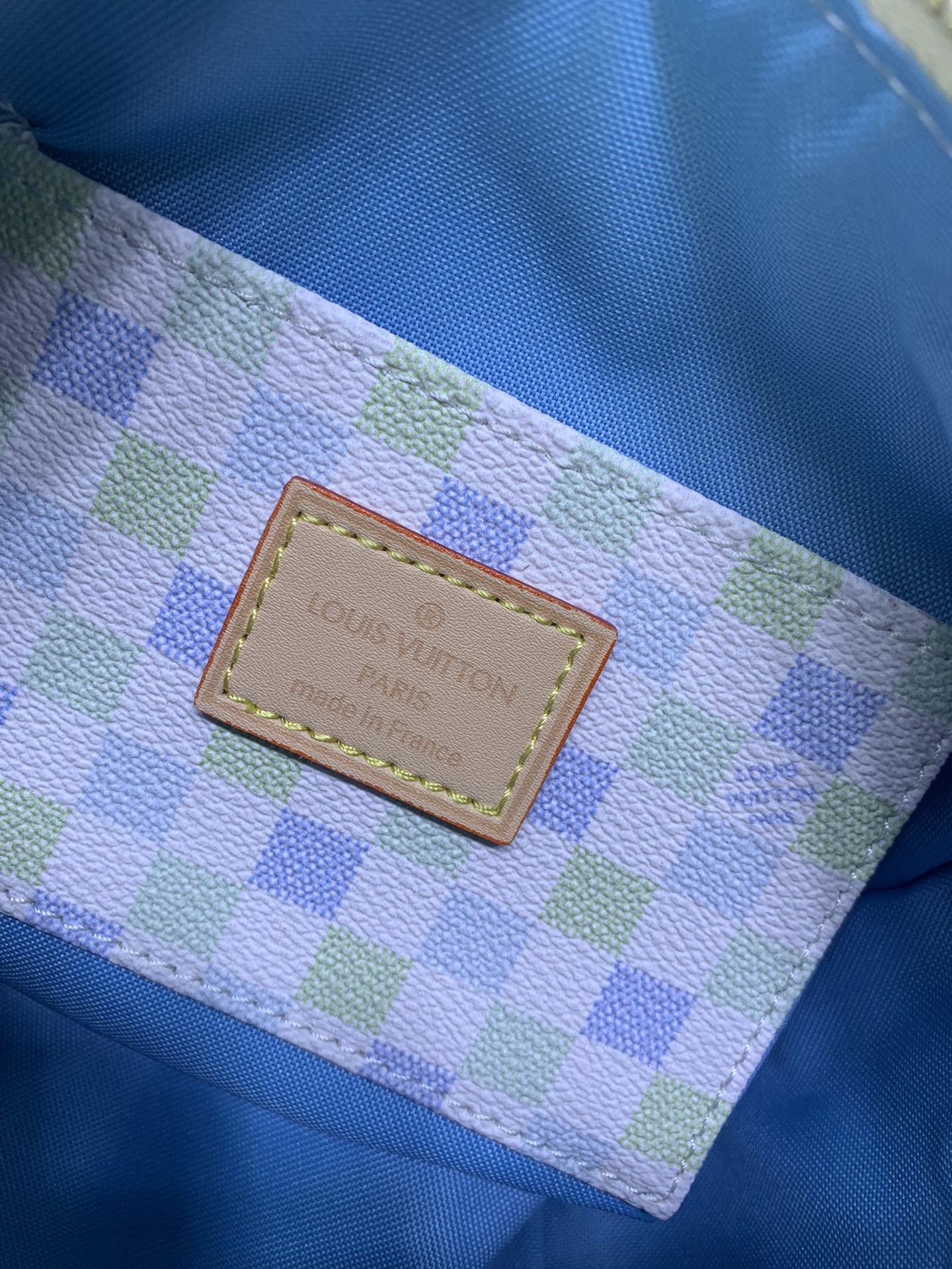 2XE334BDE Stylish leather bag 