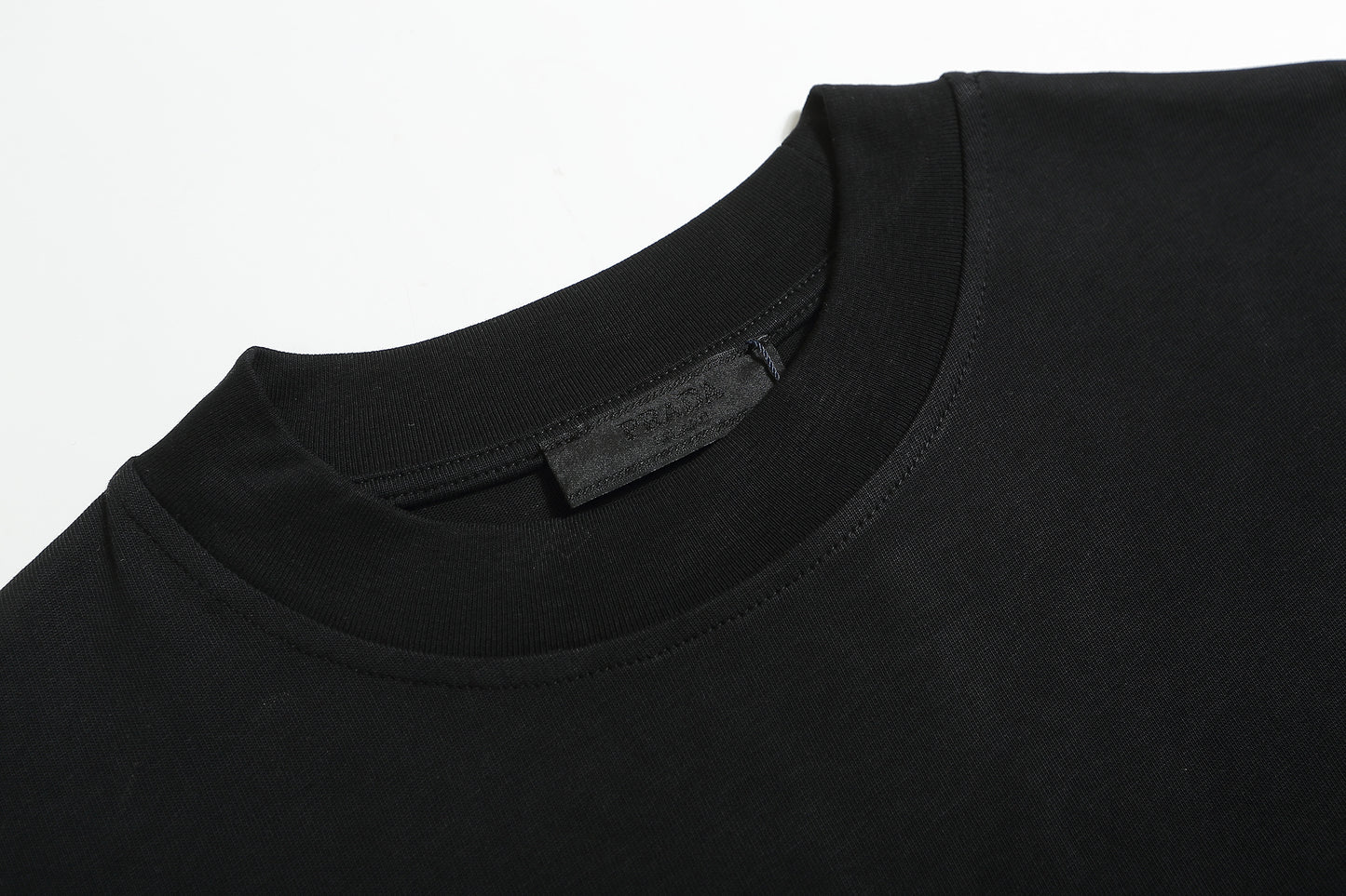 185ZPD133UDE Stylish Sweaters