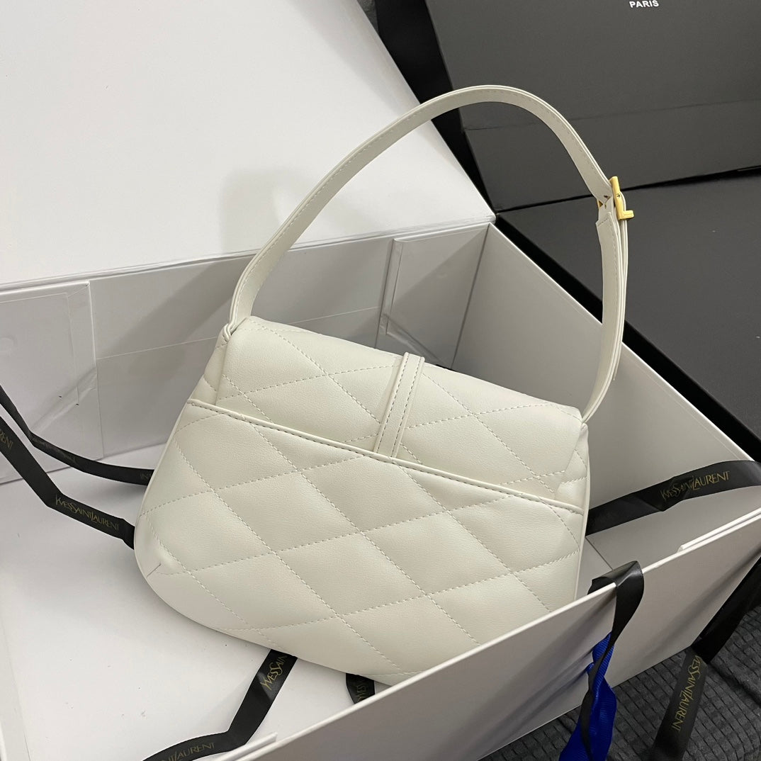 1XSL100BDE Stylish leather bag 