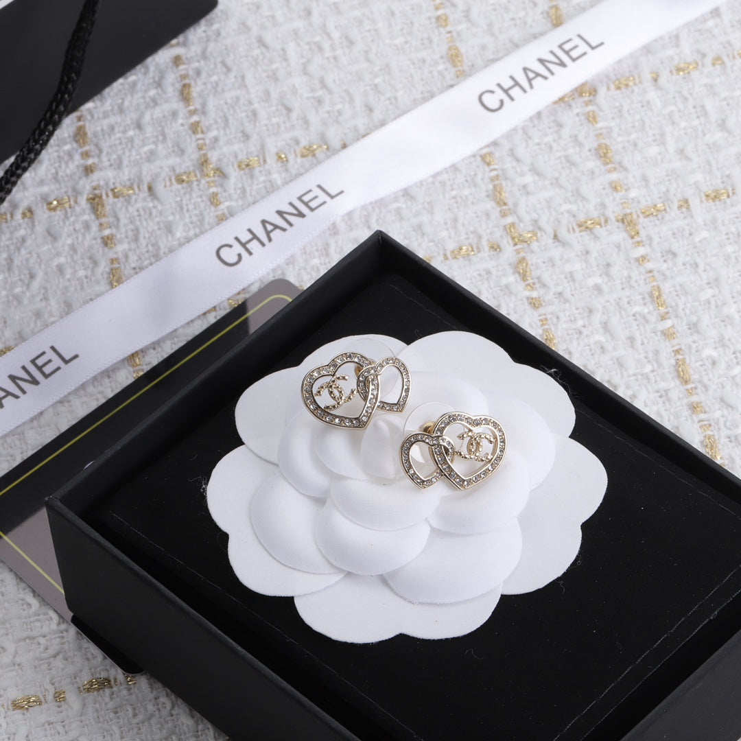 1YC90EDE Stylish Earrings
