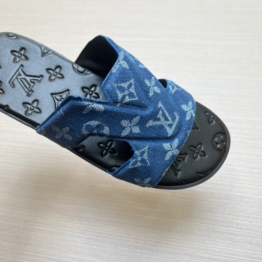54E28ZDE Stylish slippers