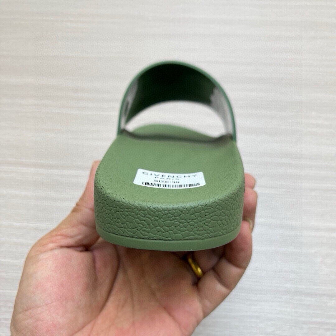 535ZGV263ZDE Stylish Slippers