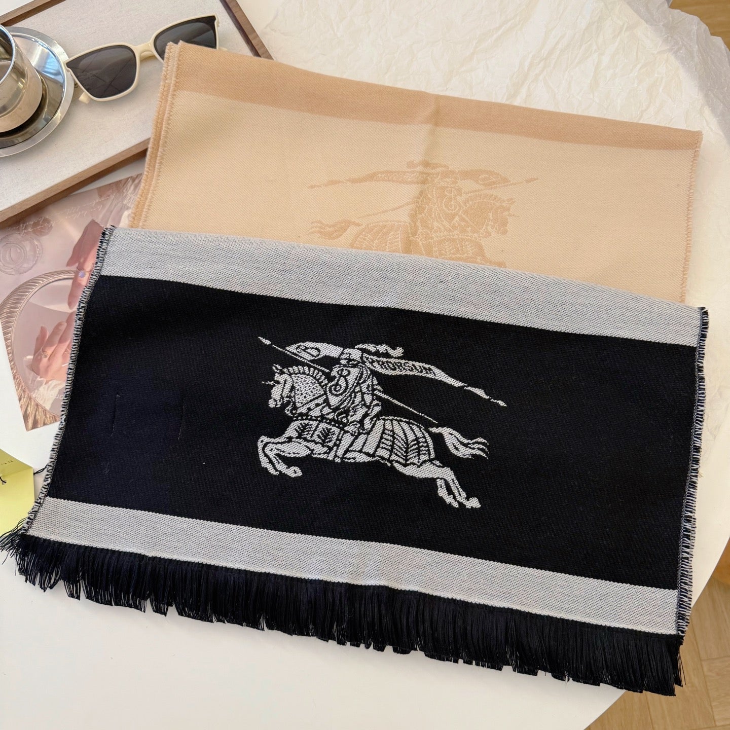 175RR44WDE Stylish Winter Scarves
