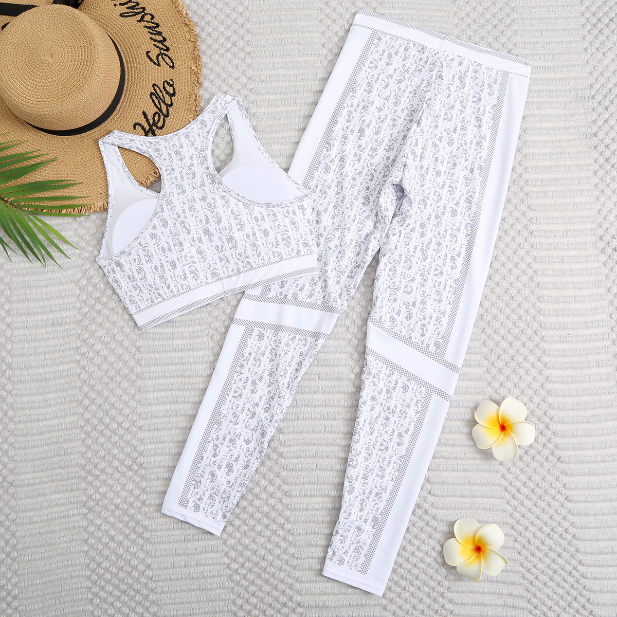 14D70YDE Stylish Long sleeve swimsuit
