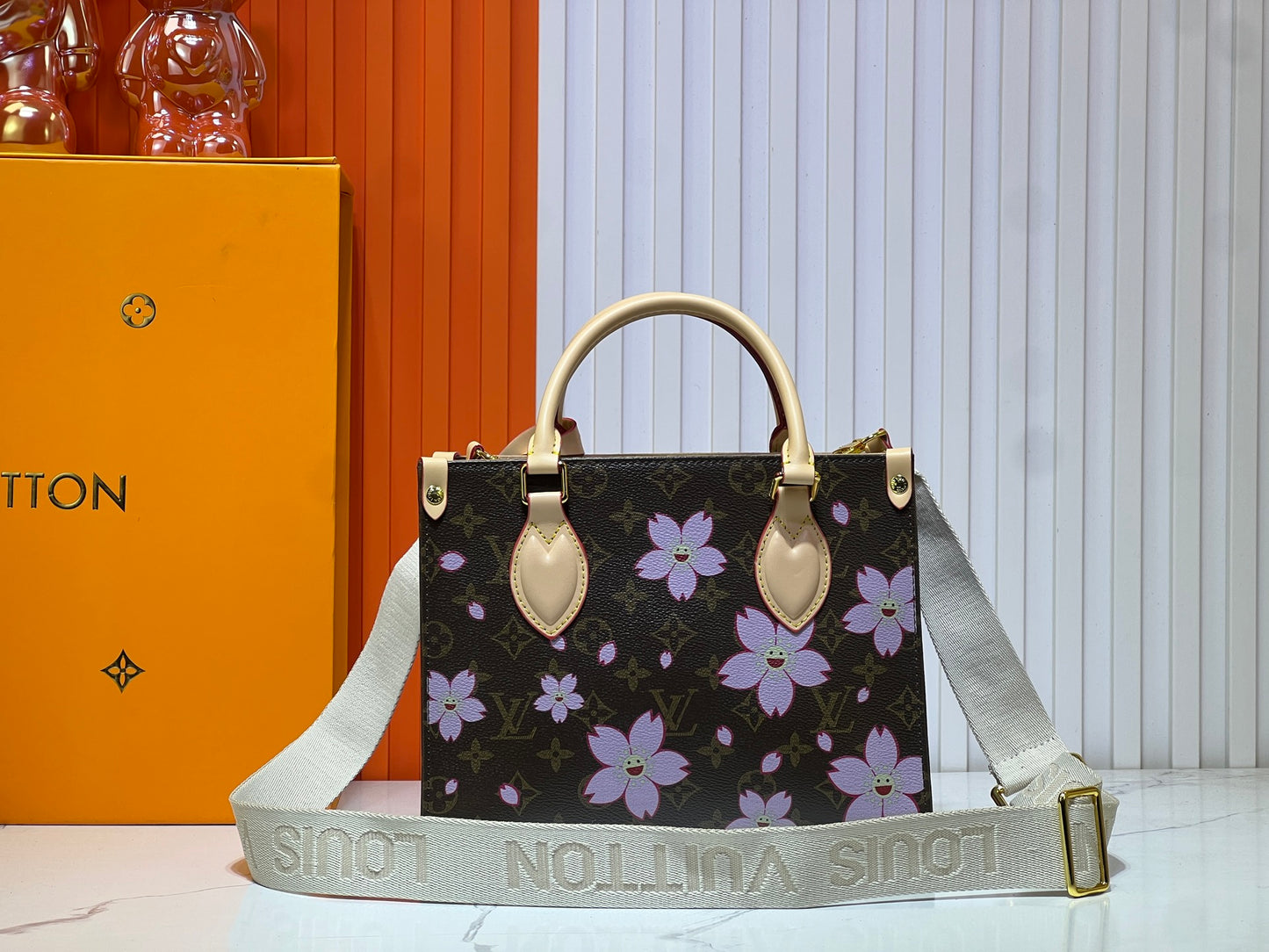 155NE62BDE Stylish leather bag