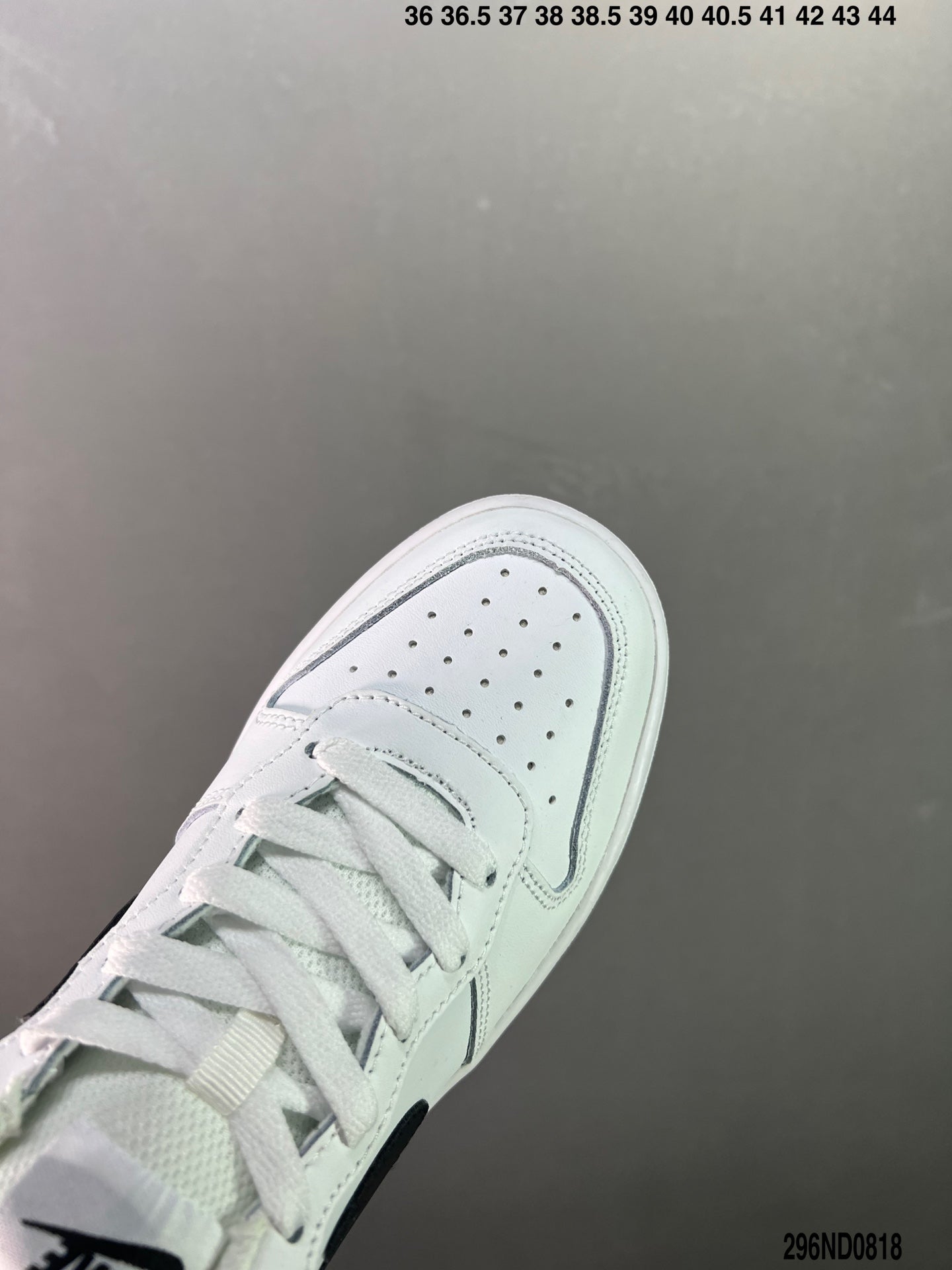 4YN40ZDE Stylish Sneakers (No Box, August-October Big Sale)