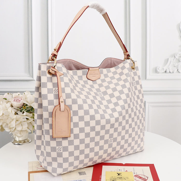 1E84BDE Stylish leather bag 