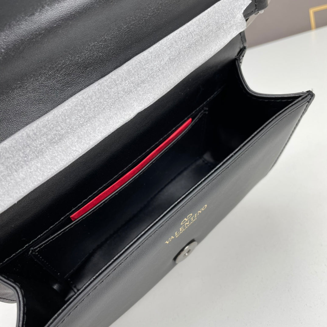 1WVL114BDE Stylish leather bag