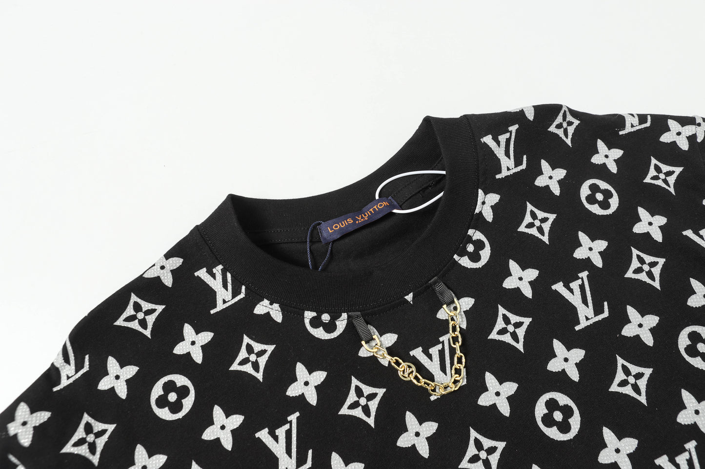 145RE152UDE Stylish T-shirt