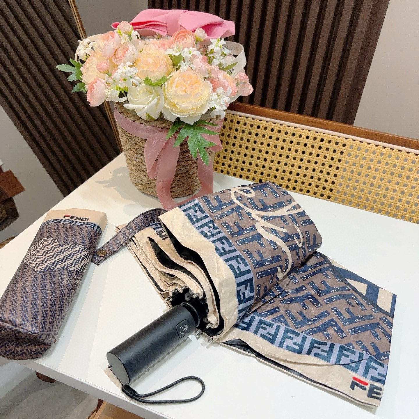 15RF122SDE Stylish UV resistant umbrella