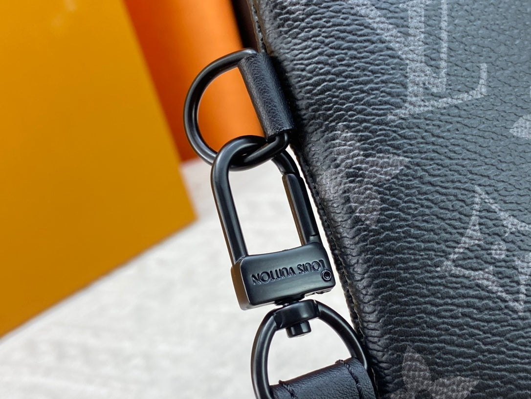 1XE401BDE Stylish leather bag