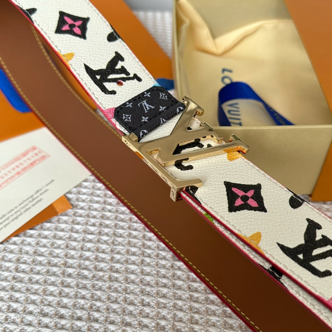 14E47PDE Stylish  High quality belt With full package