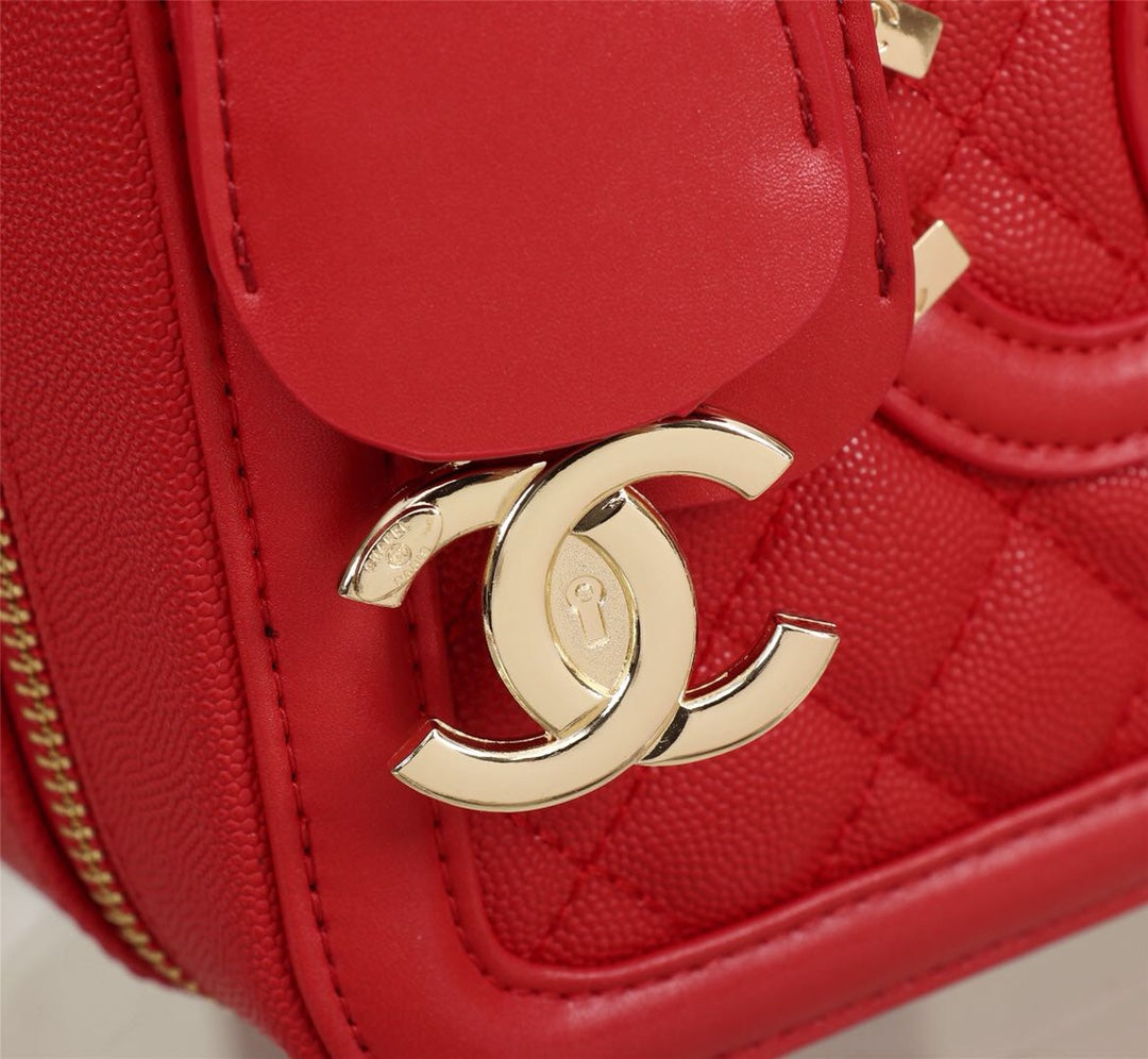165NC123BDE Stylish leather bag