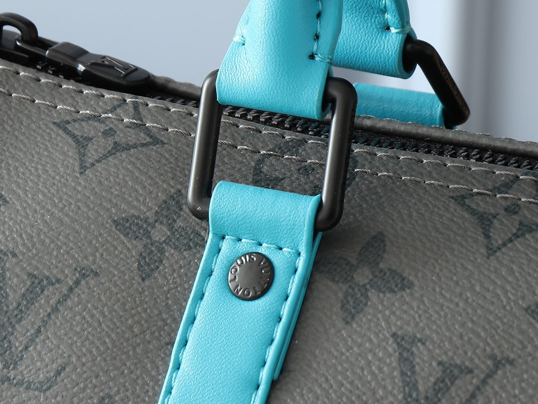 1XE60BDE Stylish leather bag