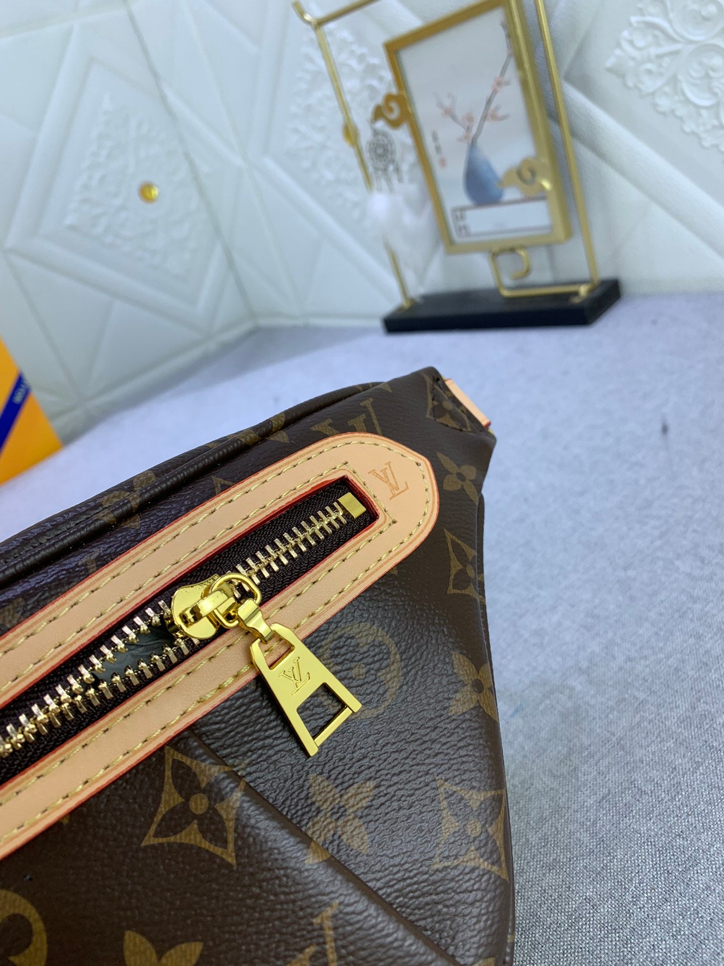 2XE86BDE Stylish leather bag 