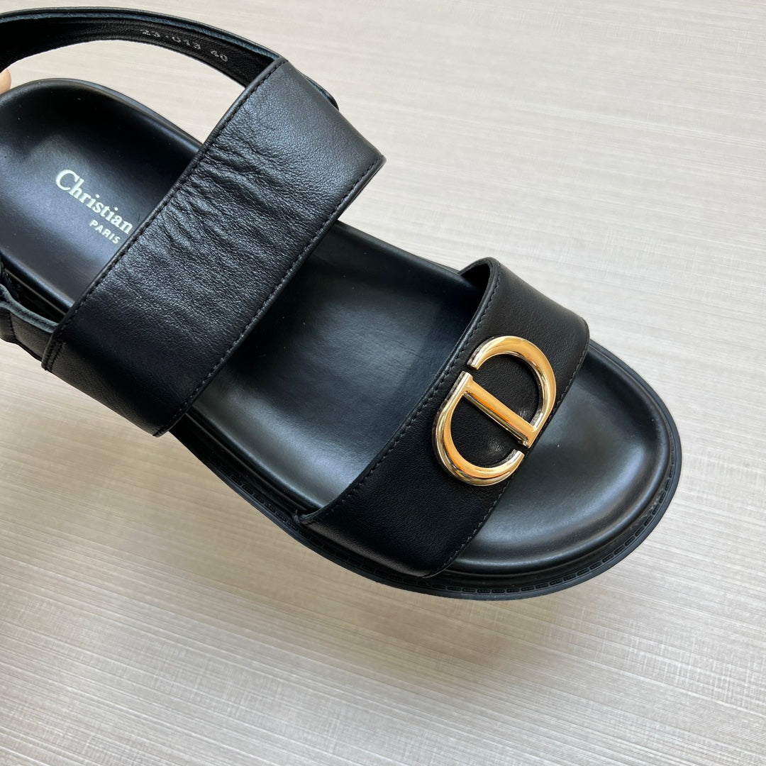 54D115ZDE Stylish slippers