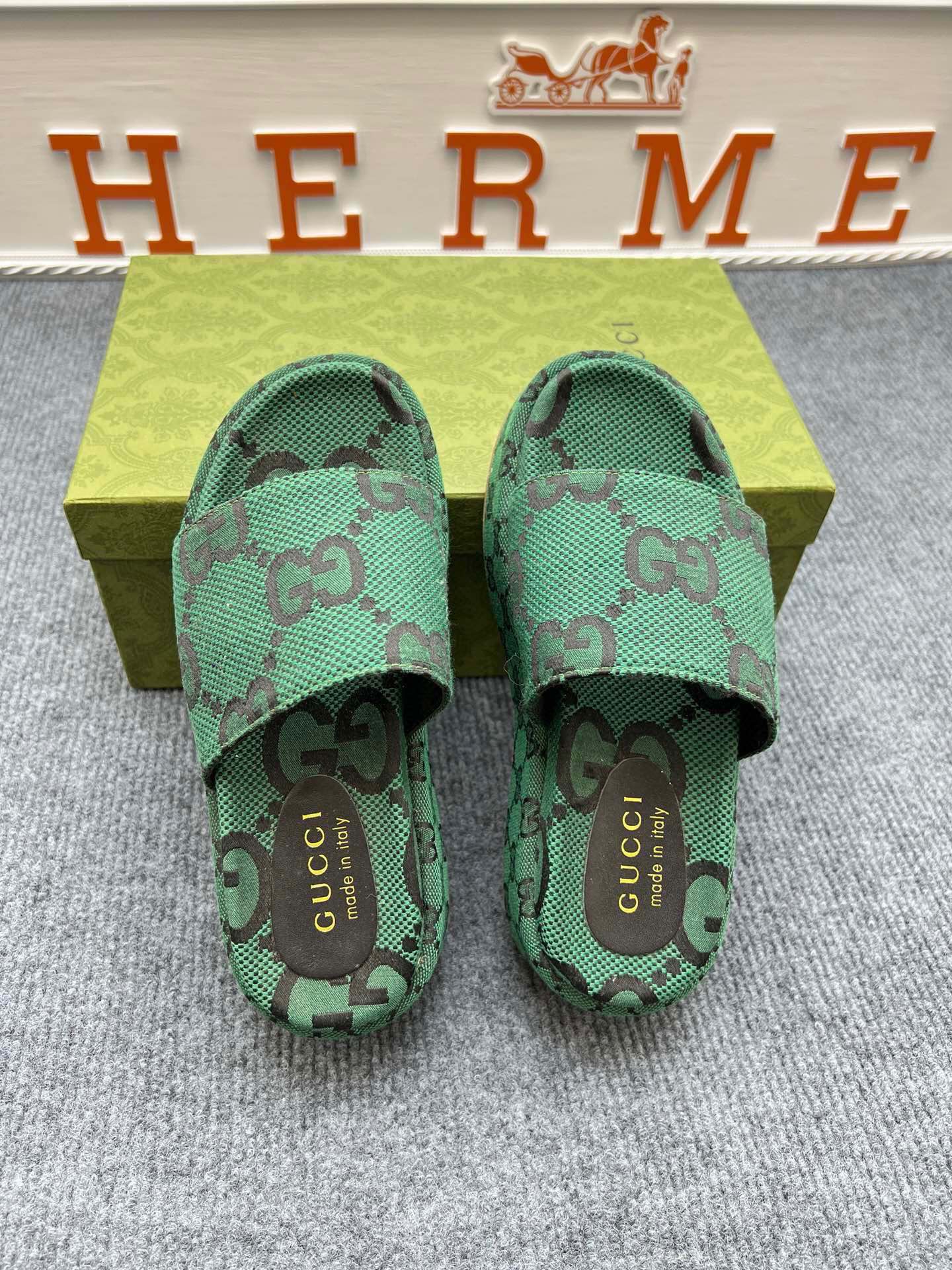 54B122ZDE Stylish slippers  Sole thickness 5.5cm