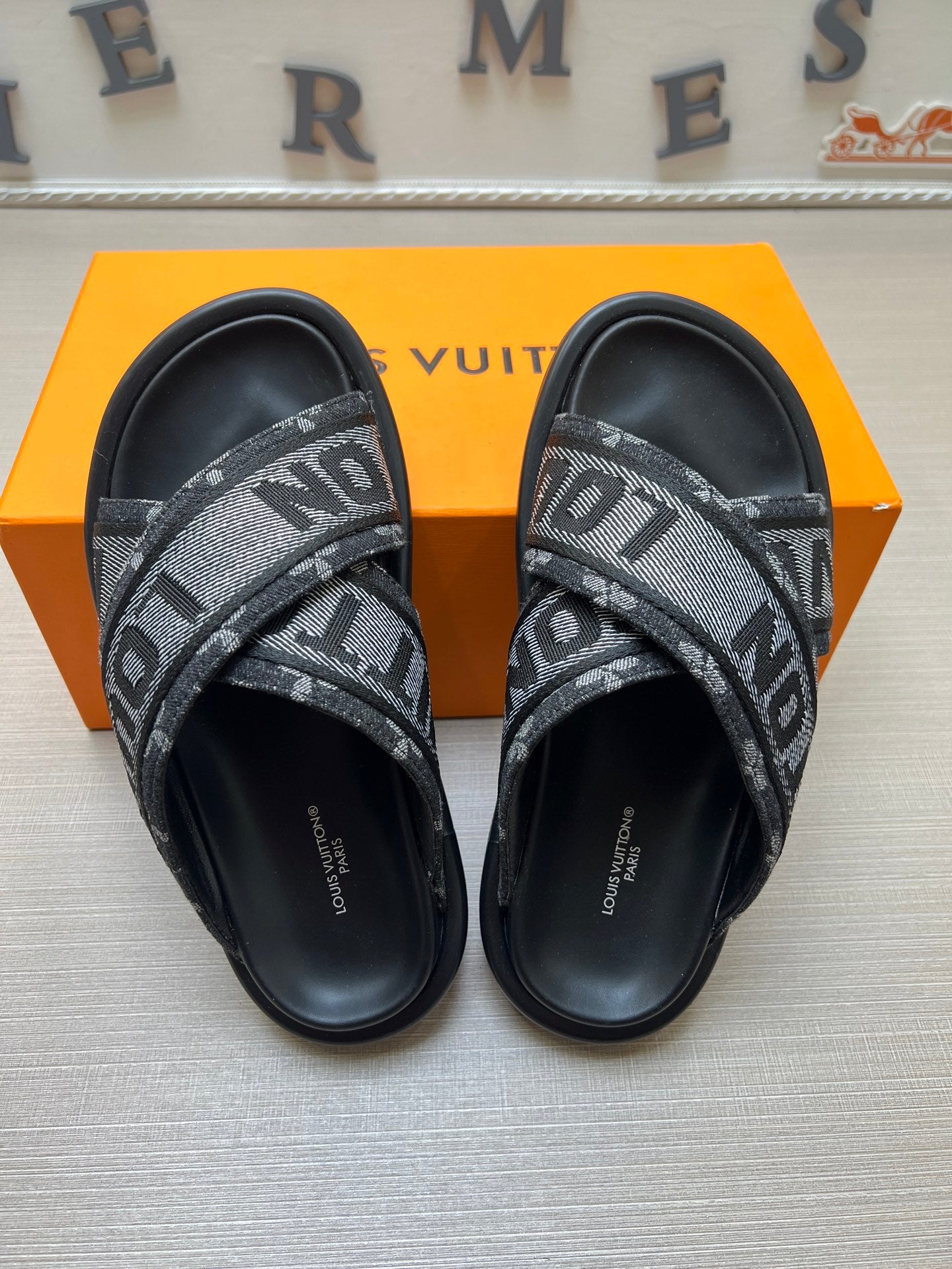 535ZE273ZDE Stylish Slippers