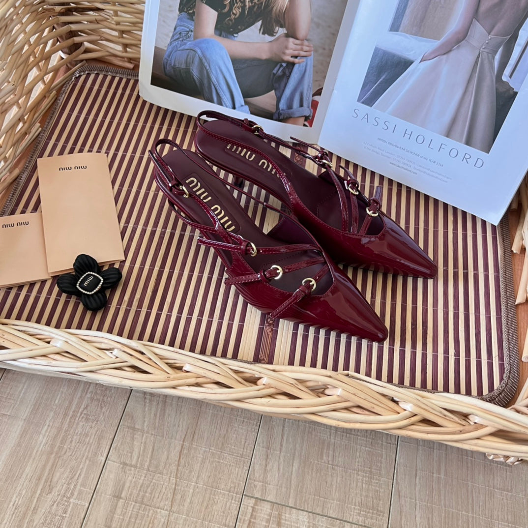 14A198ZDE Stylish High heels Heel height 5cm
