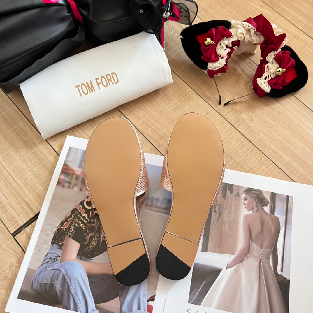 14A89ZDE Stylish Slippers