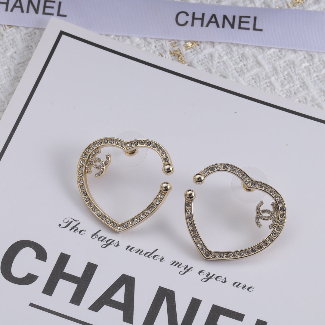 1YC94EDE Stylish Earrings