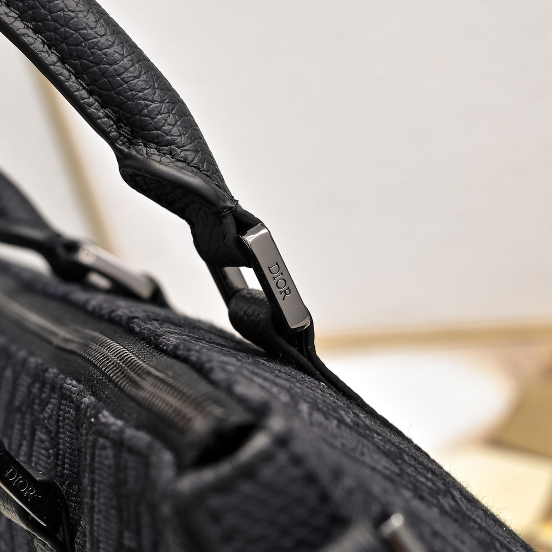 1XD65BDE Stylish bag