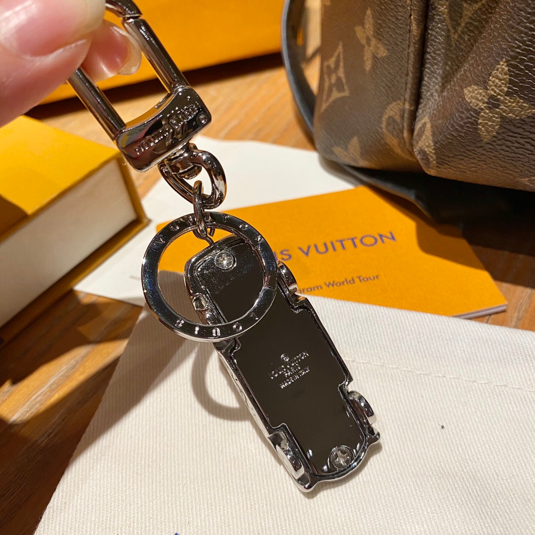 1E19ADE Stylish  Keychains