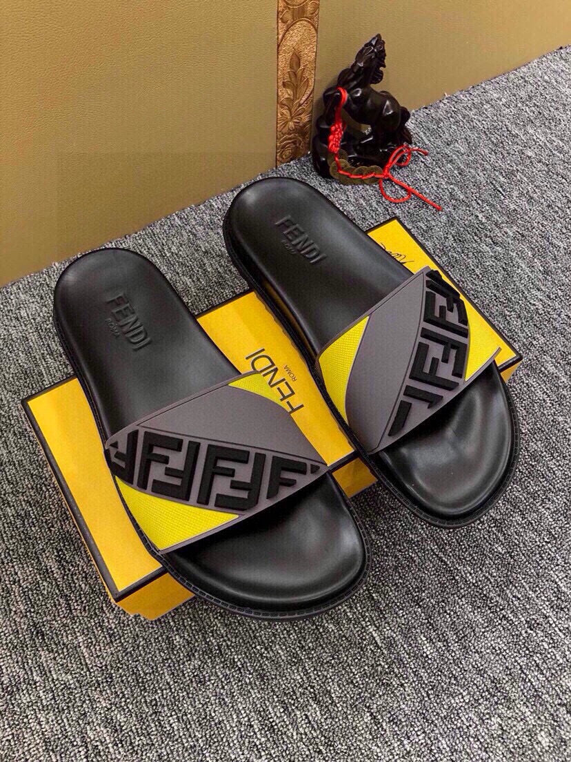 535ZF284ZDE Stylish Slippers