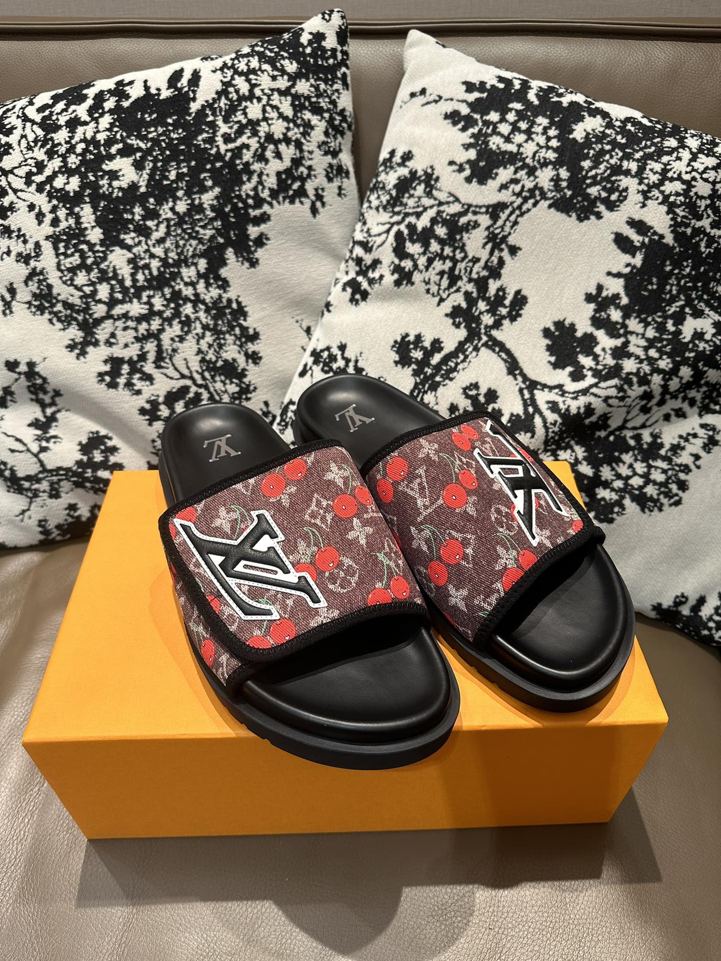 285ZE28ZDE Stylish leather Shoes