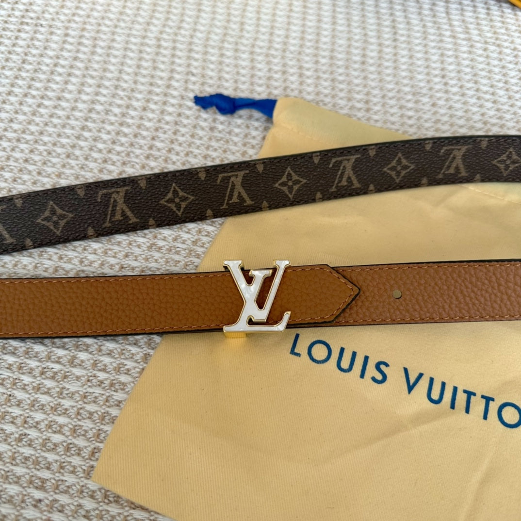 14E61PDE Stylish  High quality belt With full package