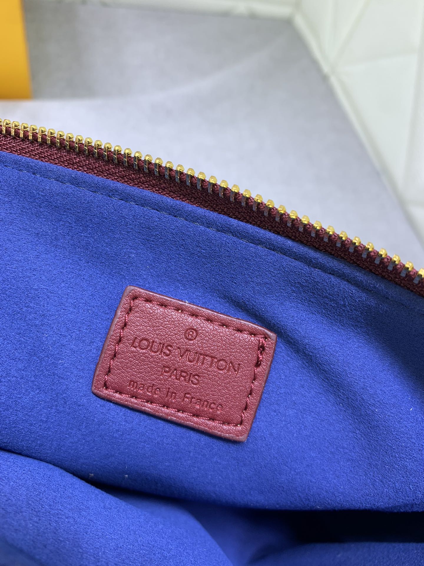 2XE40BDE Stylish leather bag 