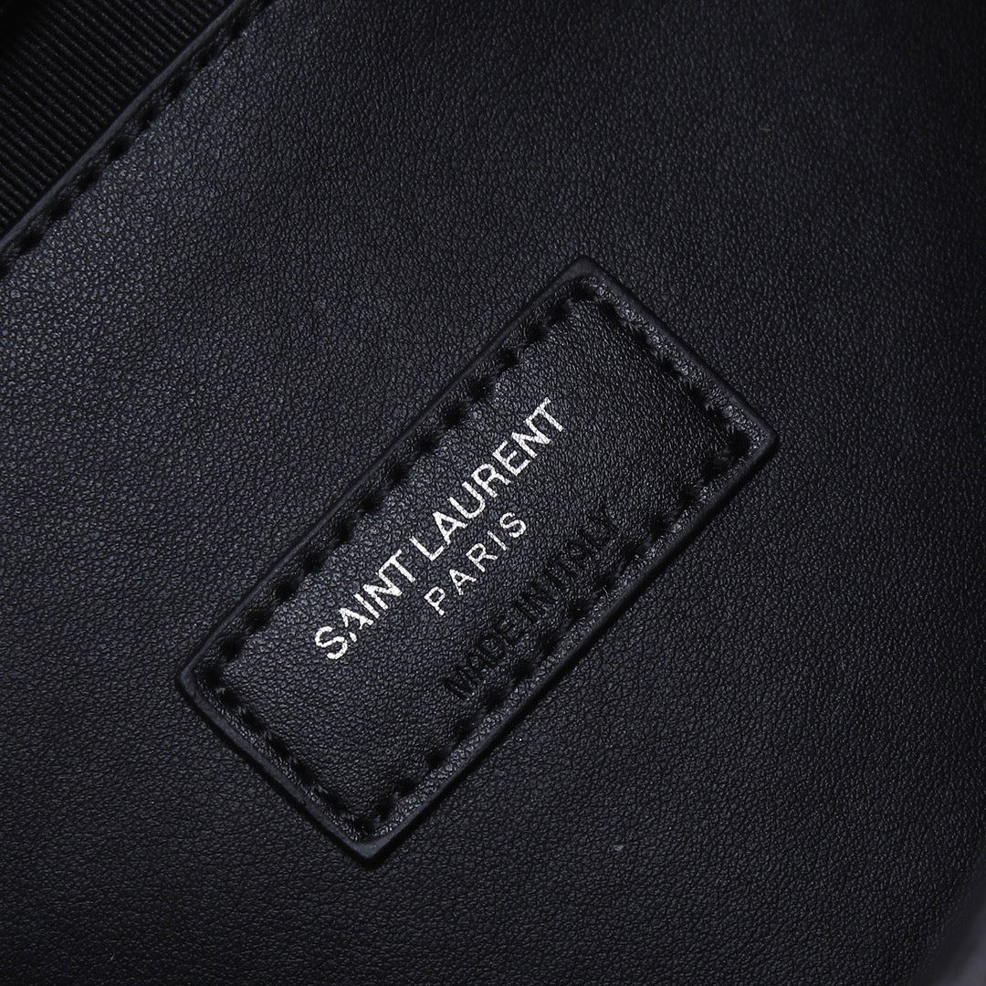 1XSL17BDE Stylish leather bag 